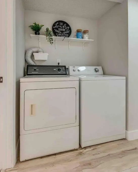 Cozy Home! 16 Min Away From Strip And Fremont ラスベガス
